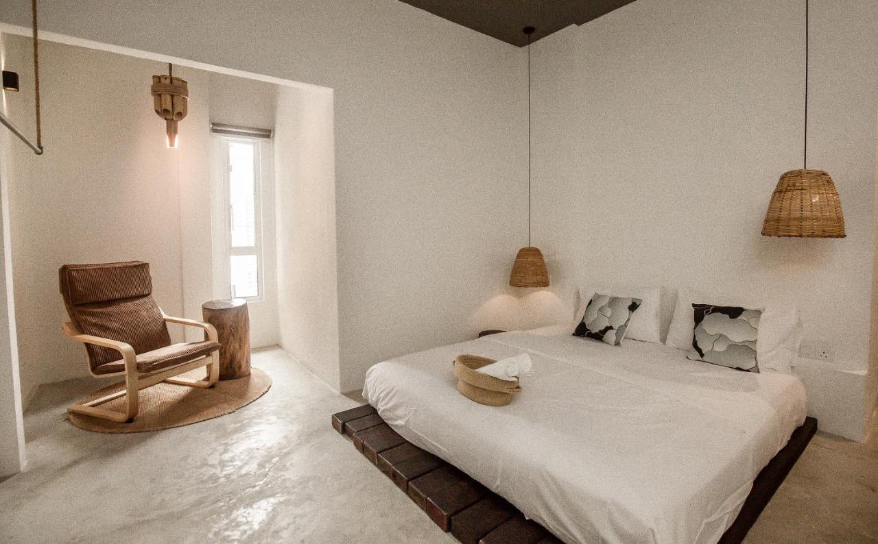 Amazing Home Inn George Town Eksteriør bilde